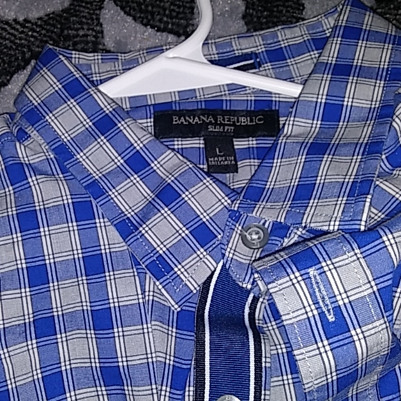 Banana Republic button down EUC - Picture 3 of 4